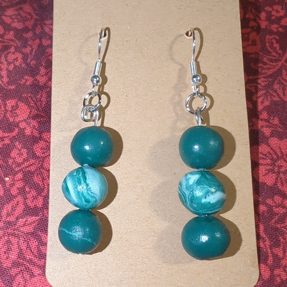 Elegant Green Beaded Earrings Hypoallergenic